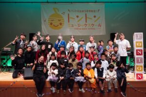 和泉市のドラム教室 発表会　集合写真