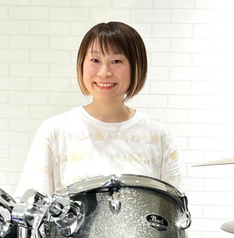 大阪府和泉市のトントンミュージックスクール・ドラム科講師紹介